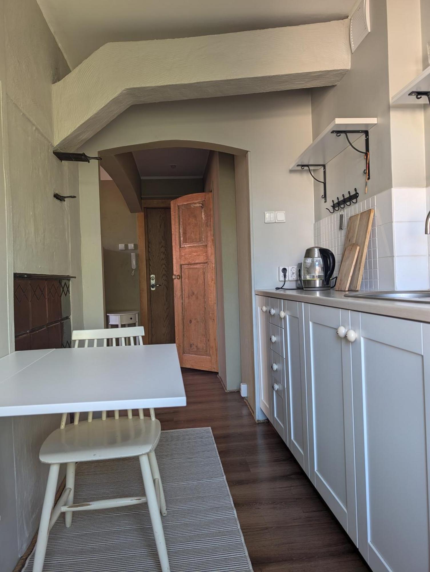 Cozy 2-Room Apartment Near Old Town / Telliskivi Tallinn Luaran gambar